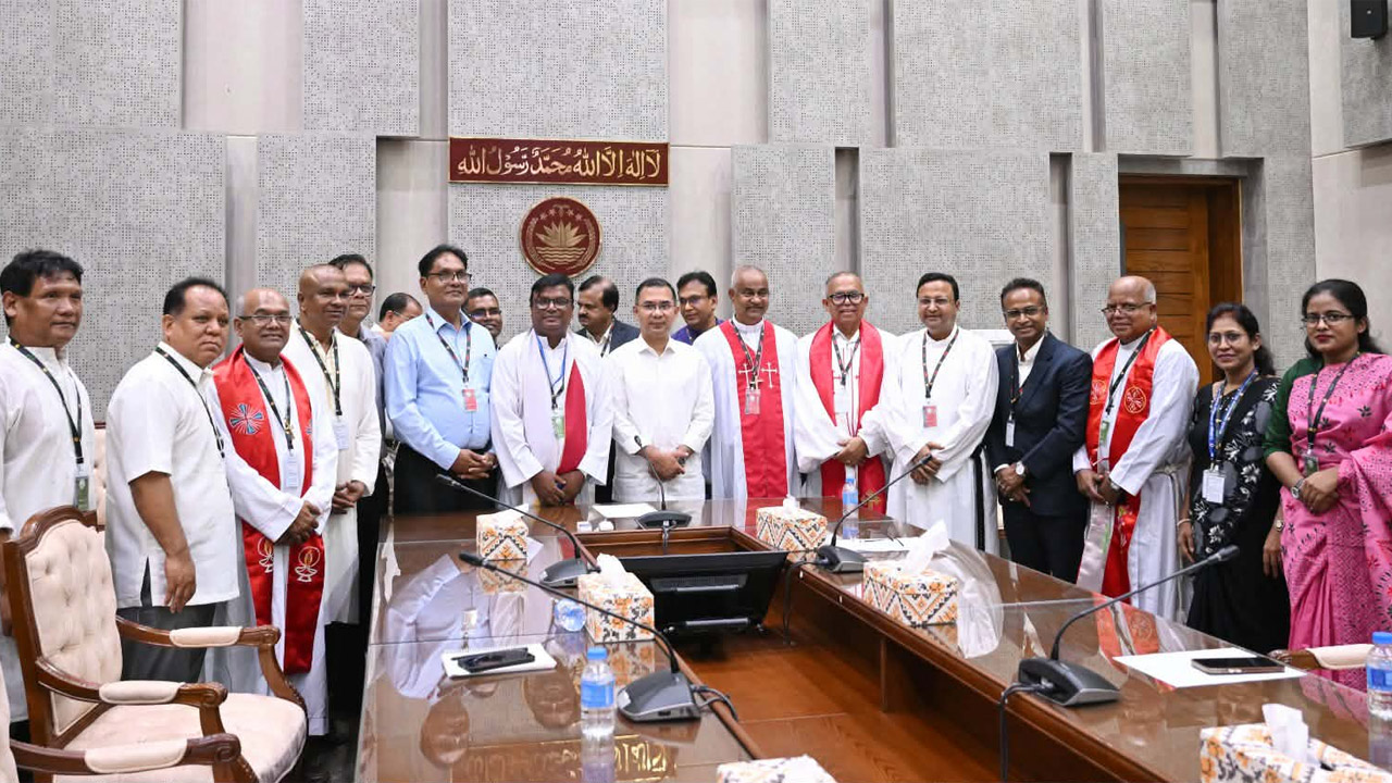 প্রধানমন্ত্রী তারেক রহমানের সাথে খ্রিষ্টান সম্প্রদায়ের নেতৃবৃন্দের সাক্ষাৎ