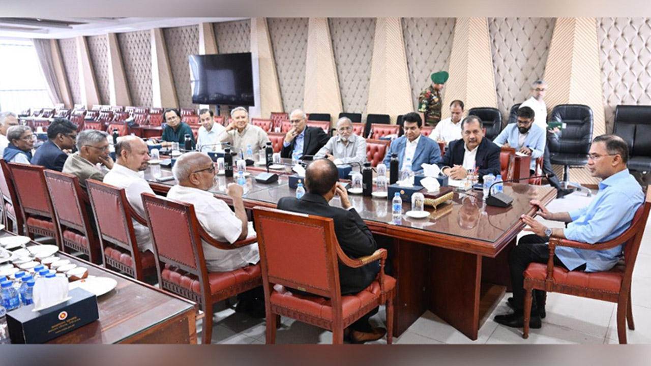 প্রধানমন্ত্রী তারেক রহমানের সাথে নোয়াব সদস্যদের বৈঠক