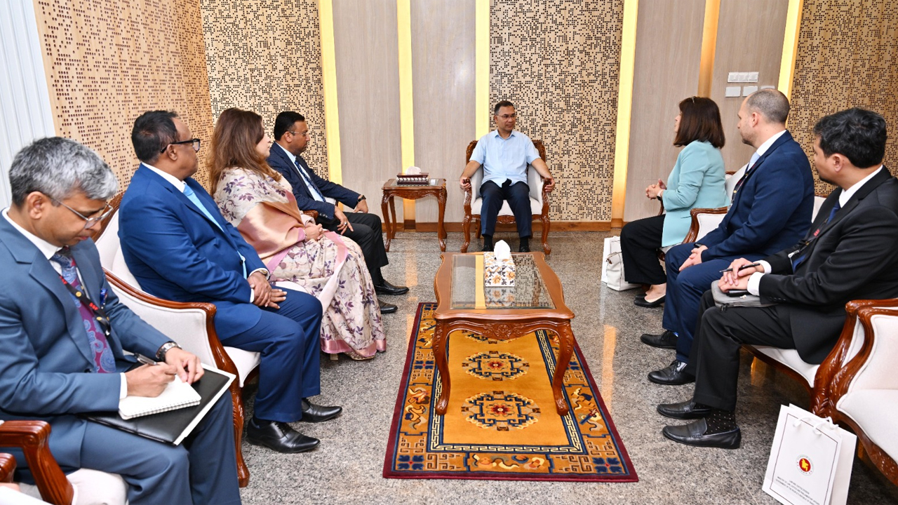 প্রধানমন্ত্রী তারেক রহমানের সাথে সৌজন্য সাক্ষাৎ করেছেন আইপিইউর সেক্রেটারি আন্দা ফিলিপ