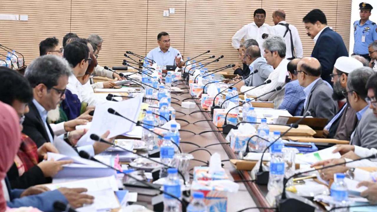 একনেক সভায় প্রধানমন্ত্রী তারেক রহমান