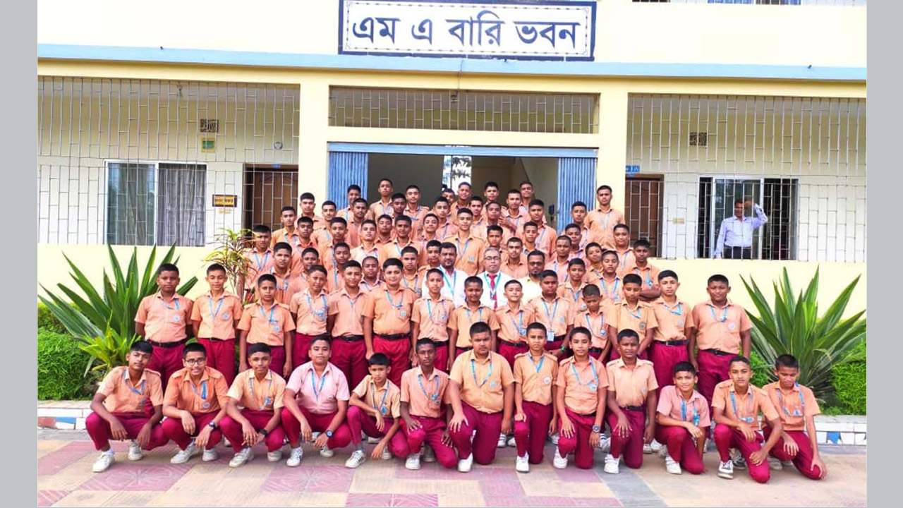 কিশোরগঞ্জে আসিয়া বারি বিদ্যালয়ের ৩০ পরীক্ষার্থীর মধ্যে বৃত্তি পেল ২৯ জন