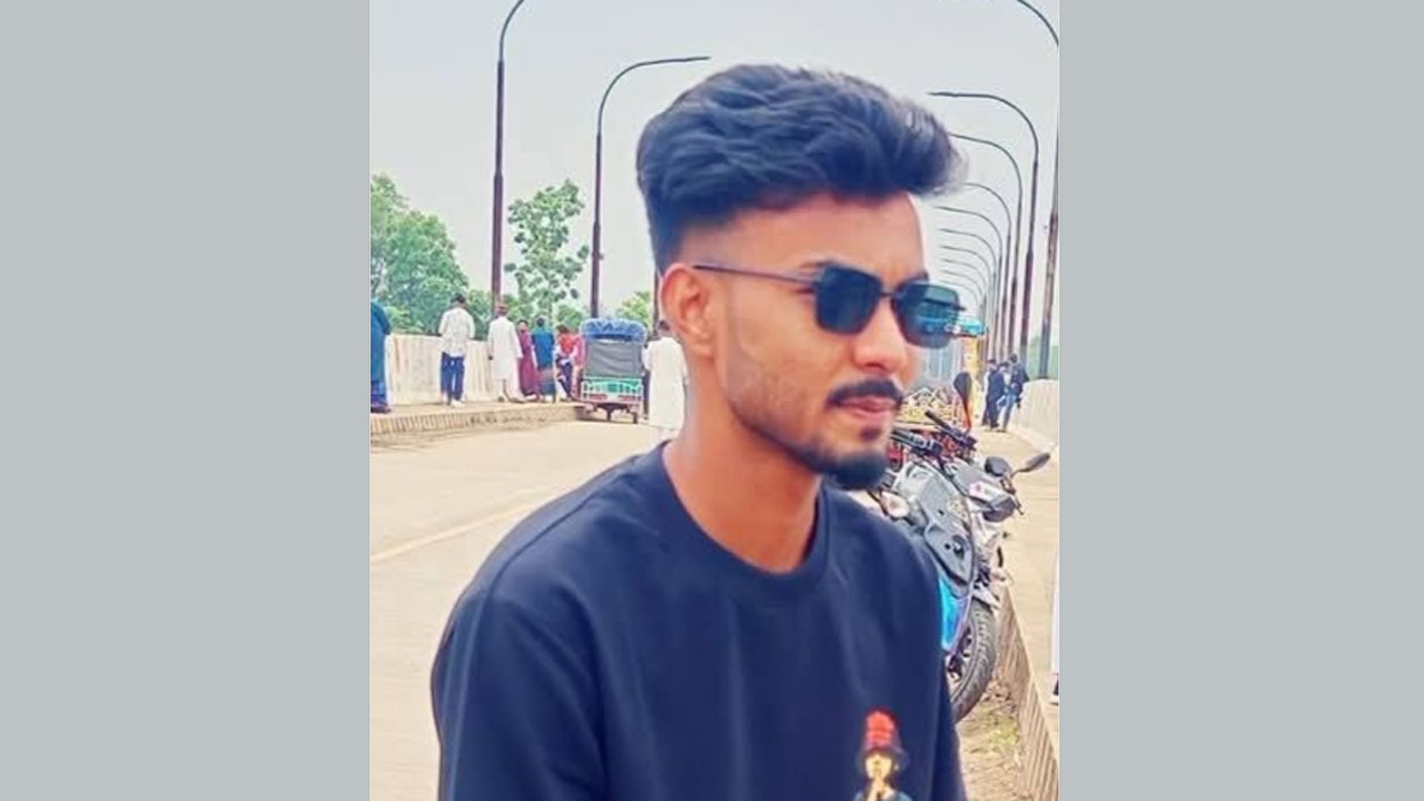 ছুরিকাঘাতে আহত পাপন