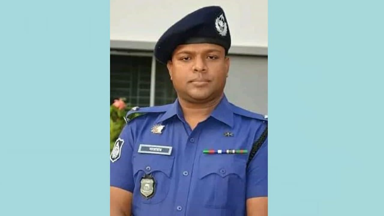 পাকুন্দিয়া থানার সাবেক ওসি মো: সারোয়ার আলম