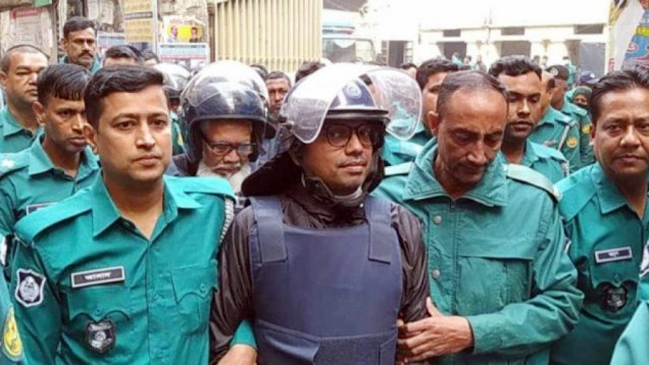 আদালতে জুনায়েদ আহমেদ পলক