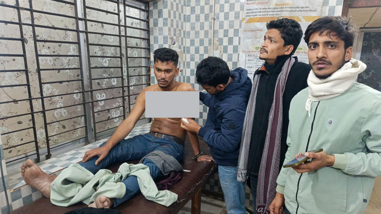 আহত ইমাম হোসেন হাসপাতালে চিকিৎসাধীন