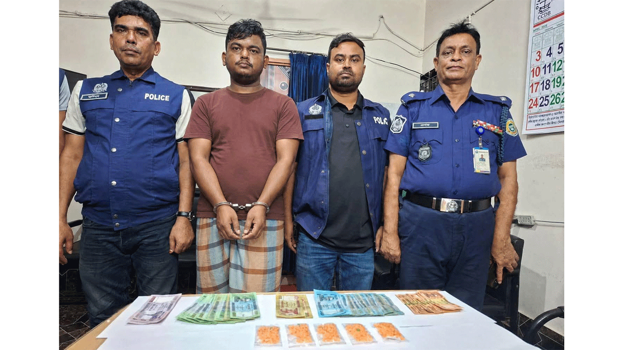 আটক ছাত্রদল নেতা