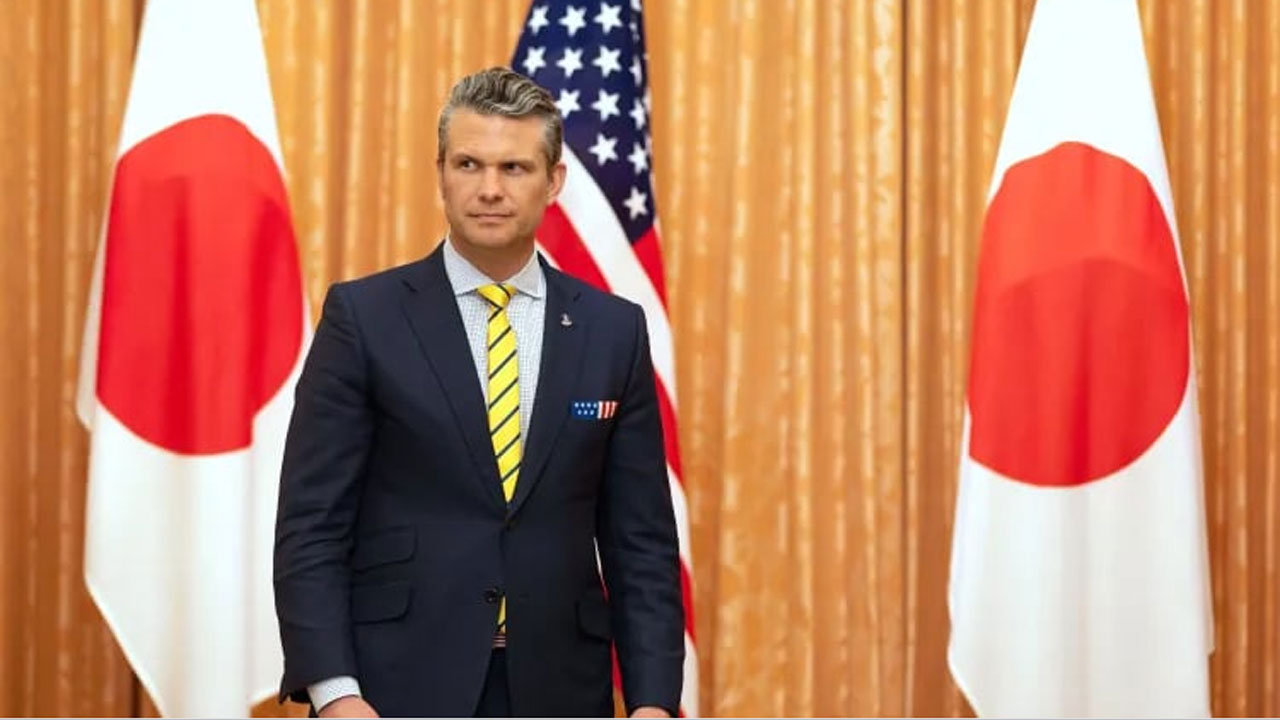 মার্কিন প্রতিরক্ষামন্ত্রী পিট হেগসেথ