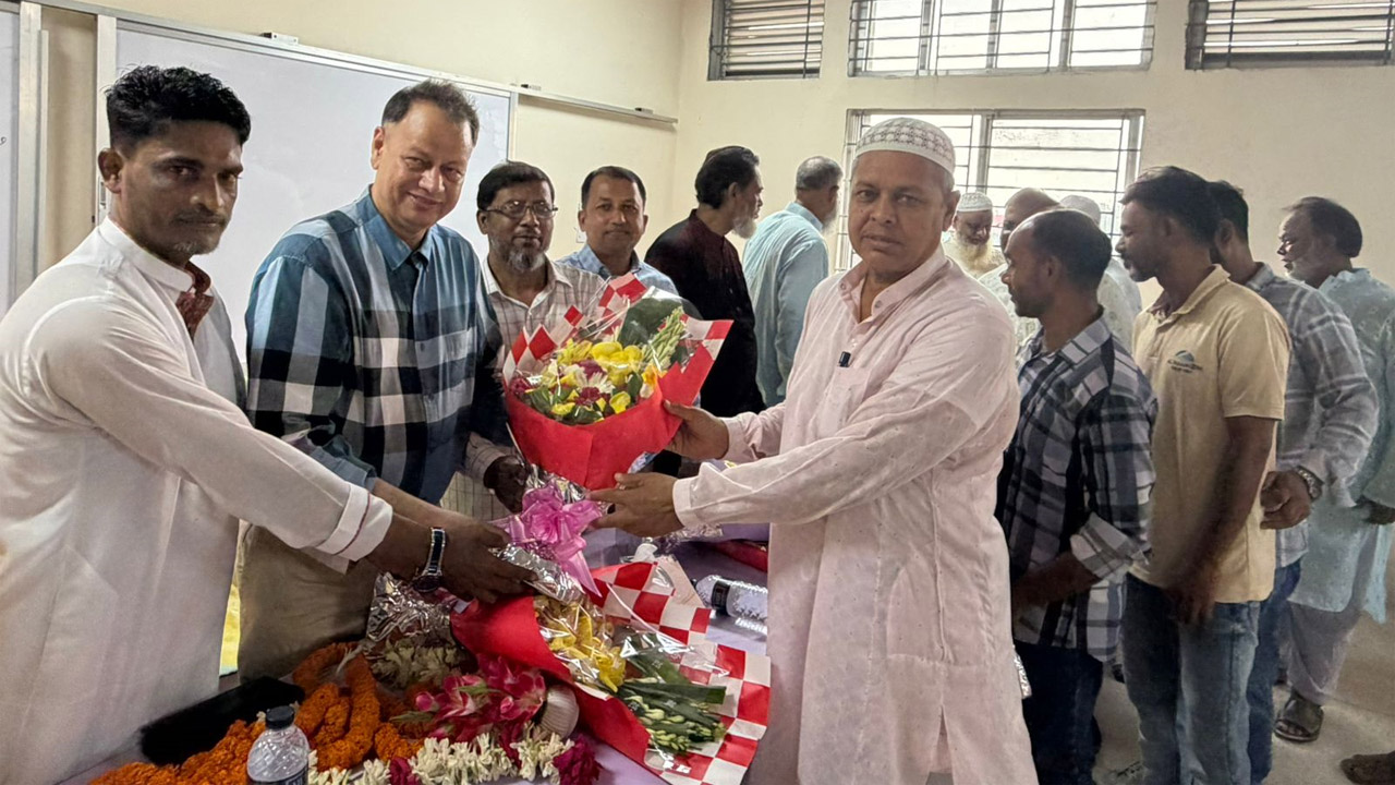 হোসেনপুর-শম্ভুপুরা-পিরোজপুর ইউনিয়ন উচ্চ বিদ্যালয়ের অ্যাডহক কমিটির পরিচিতি সভা