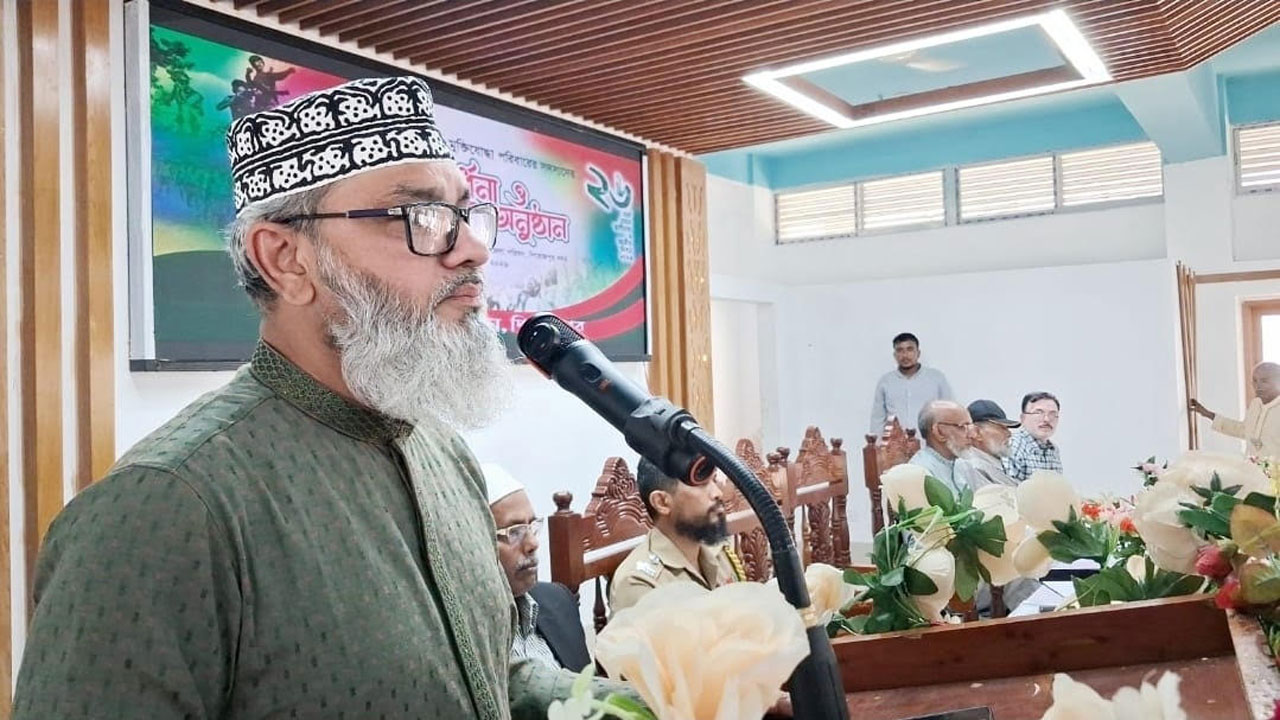বক্তব্য রাখছেন পিরোজপুর-১ আসনের সংসদ সদস্য মাসুদ সাঈদী