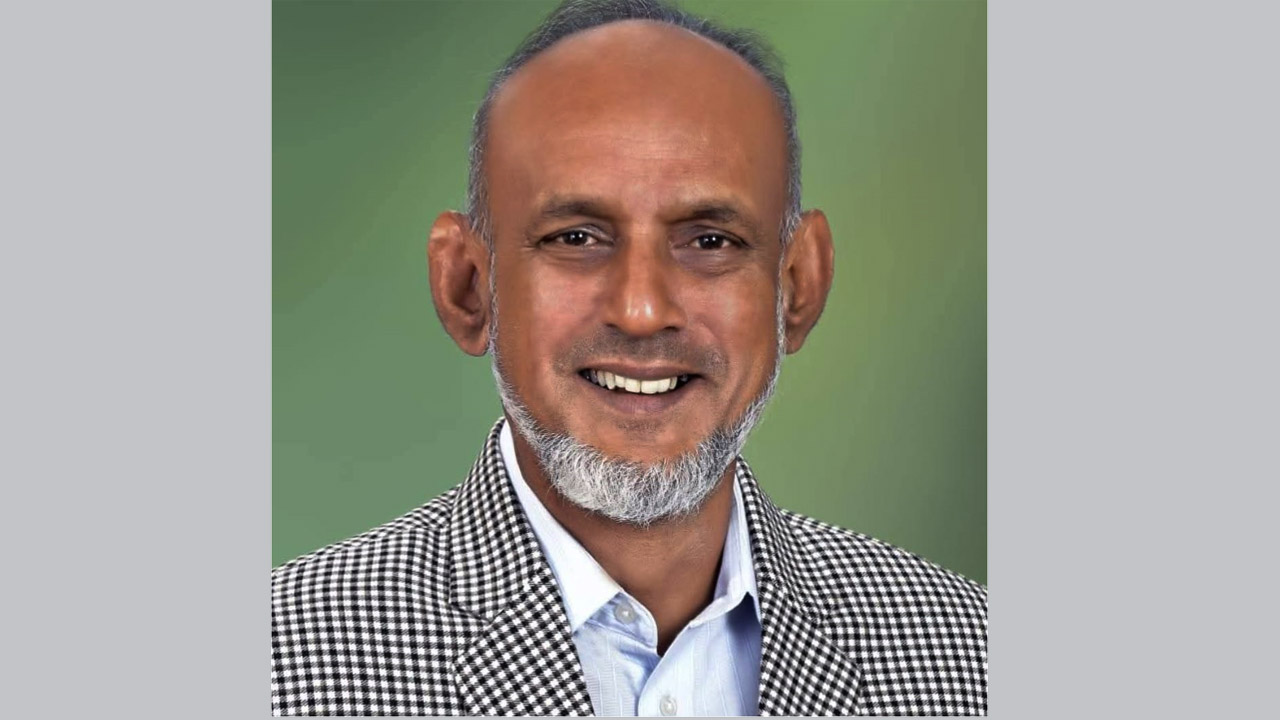 পিরোজপুর জেলা পরিষদের নতুন প্রশাসক অধ্যক্ষ আলমগীর হোসেন