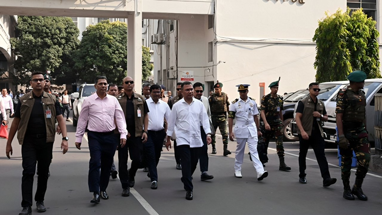 ঈদের ছুটি শেষে সচিবালয়ে অফিস করছেন প্রধানমন্ত্রী