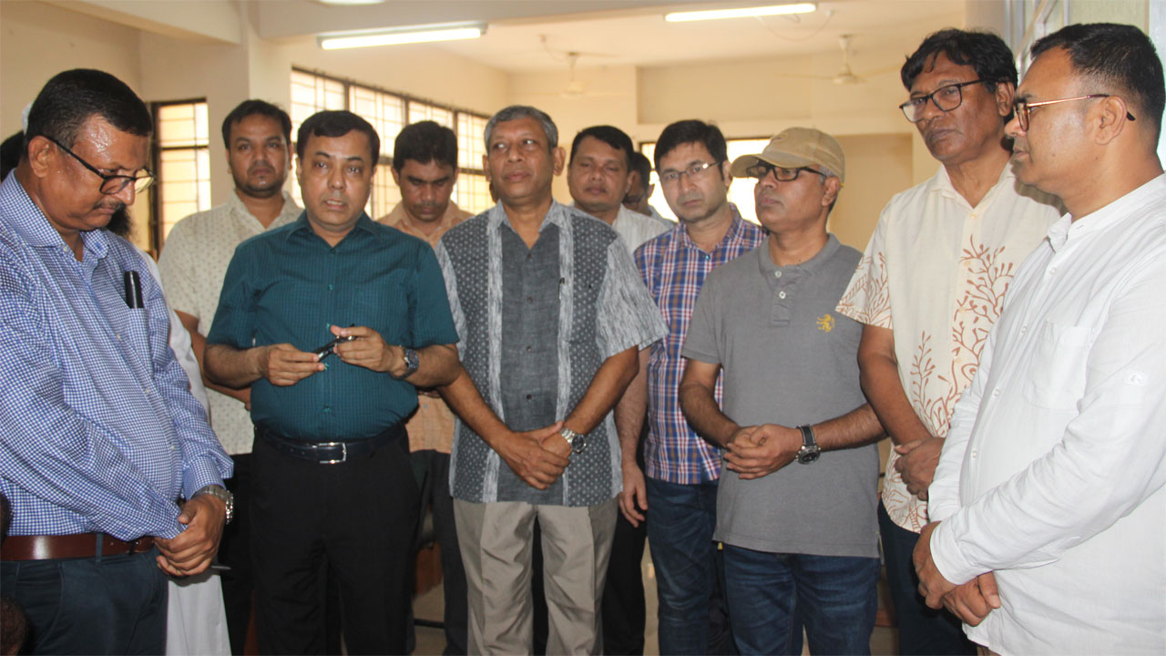 জাতীয় কবি কাজী নজরুল ইসলাম বিশ্ববিদ্যালয়ে ‘জুলাই ৩৬ কর্নার’ উদ্বোধন করা হয়েছে।