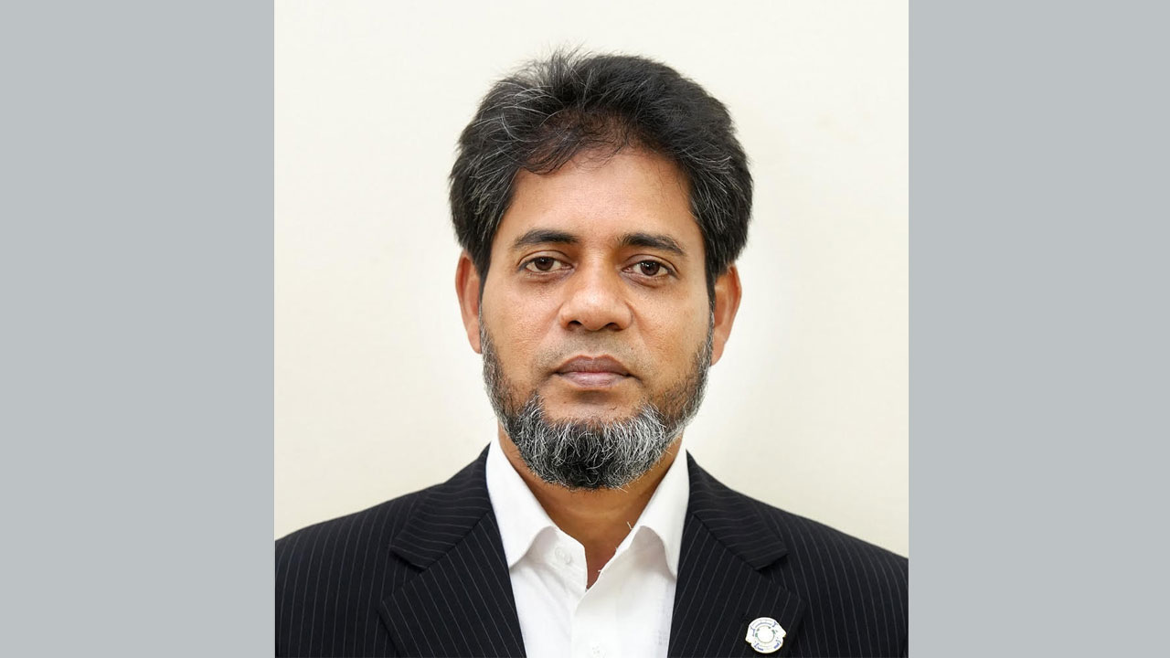 পাবনা বিজ্ঞান ও প্রযুক্তি বিশ্ববিদ্যালয়ের ভিসি ড. আবুল হাসনাত মোহাম্মদ শামীম