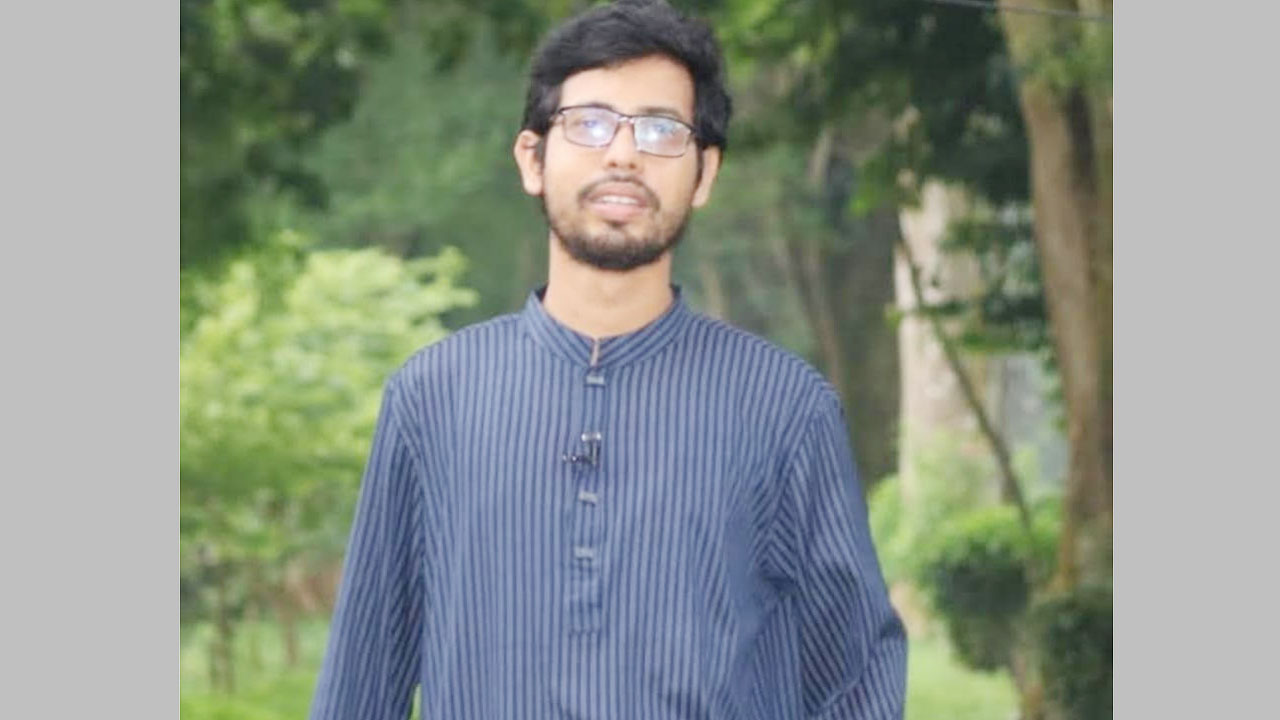 রাকসু ভিপি ও বাংলাদেশ ইসলামী ছাত্রশিবিরের কেন্দ্রীয় সমাজসেবা সম্পাদক মোস্তাকুর রহমান জাহিদ