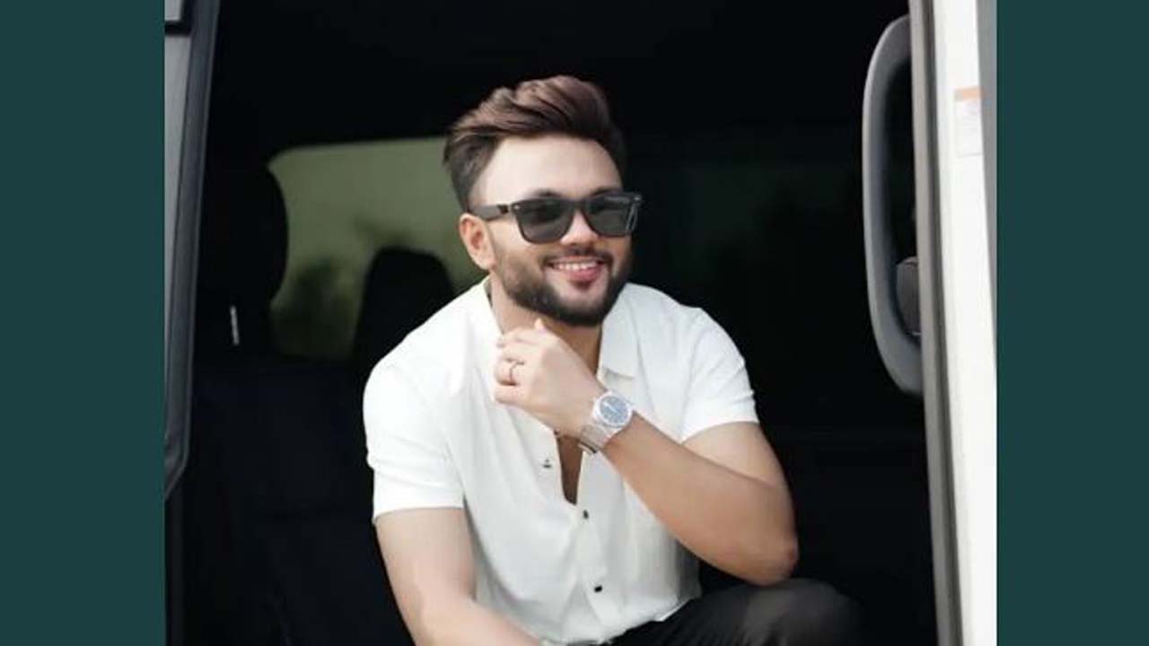 আর এস ফাহিম