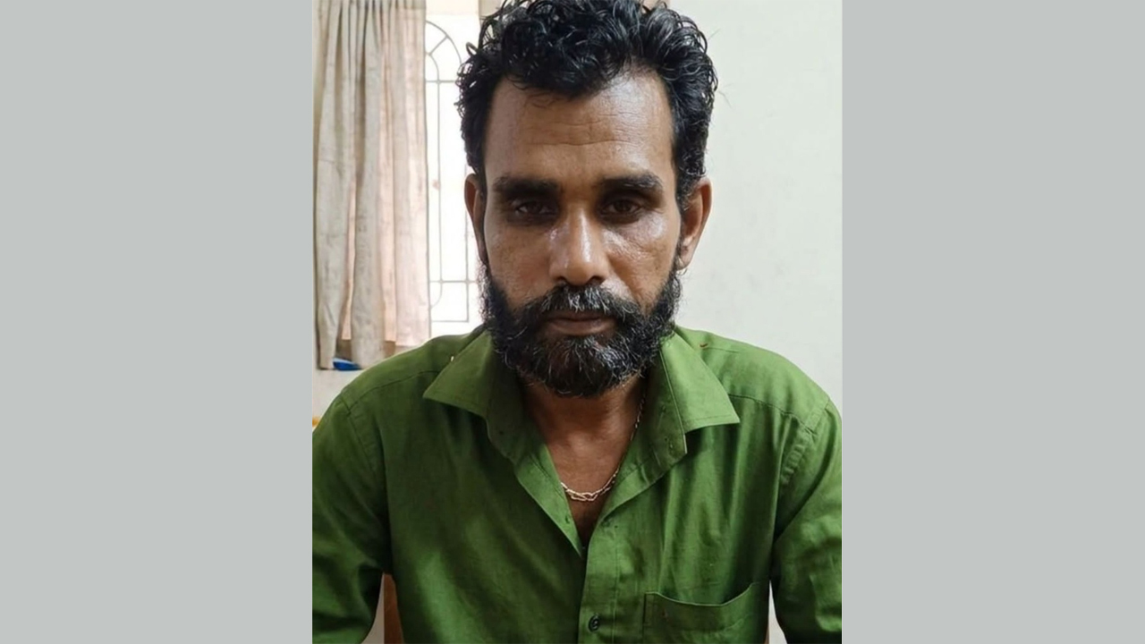 অভিযুক্ত মো: মোবারক শেখ