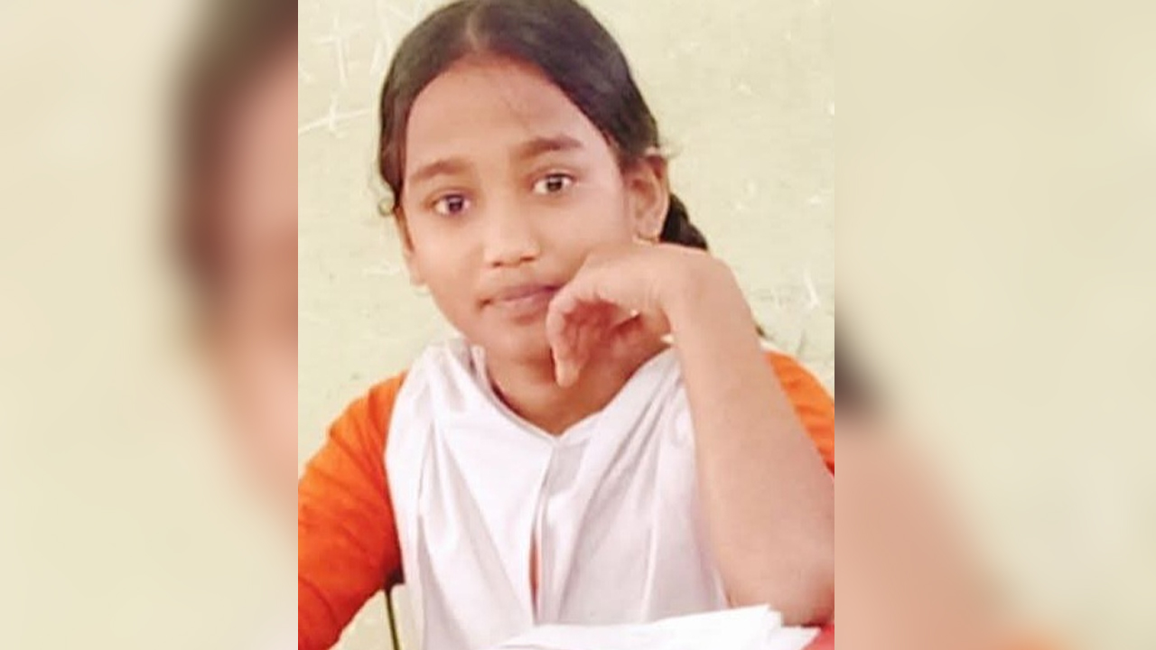 মৃত স্কুল ছাত্রী আরিফা