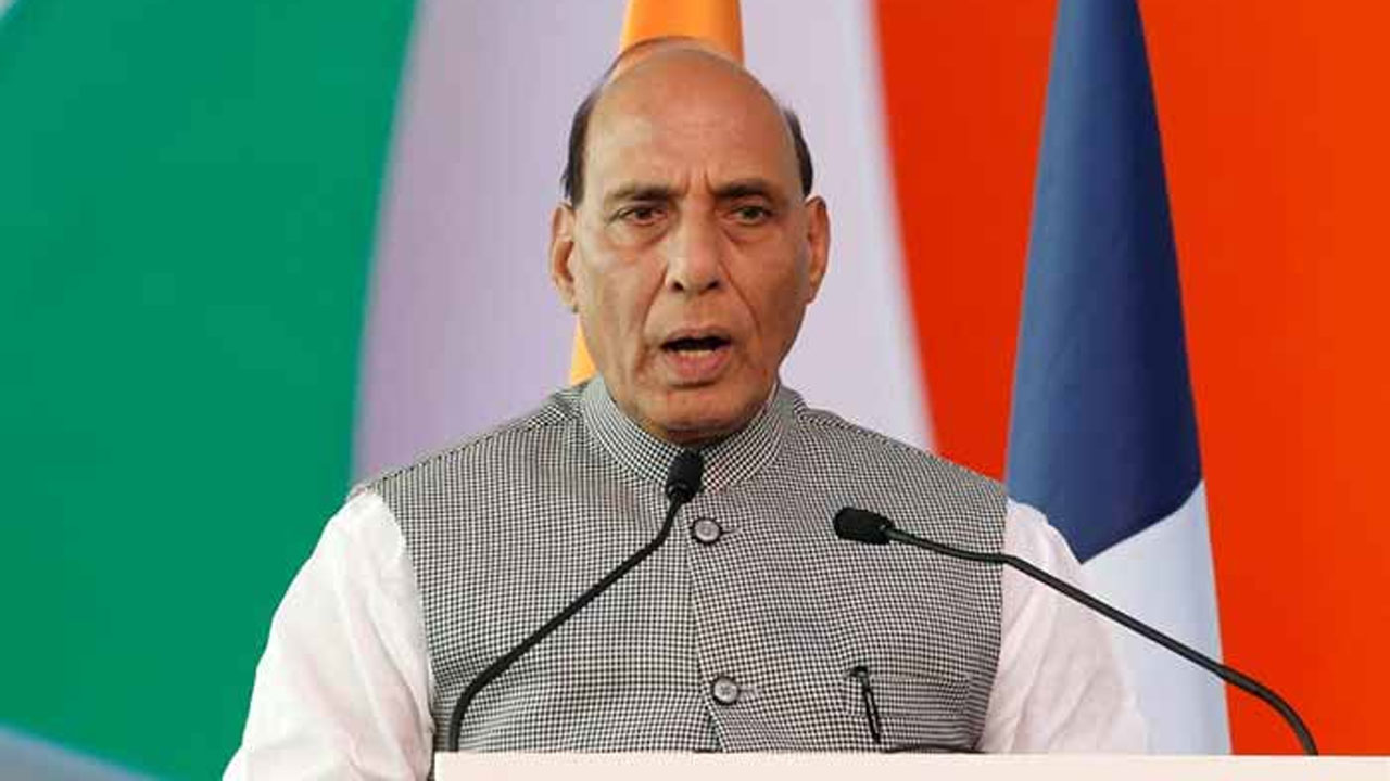 ভারতের প্রতিরক্ষামন্ত্রী রাজনাথ সিং