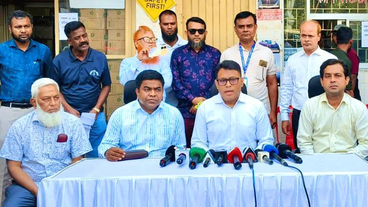 ফুয়েল ম্যানেজমেন্ট উদ্বোধনে জেলা প্রশাসক