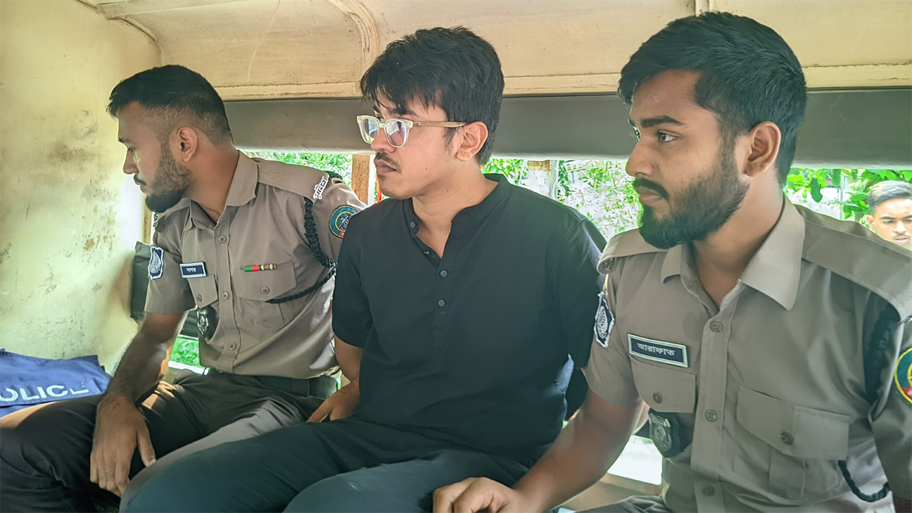 গ্রেফতার শাহরিয়ার সাকিন