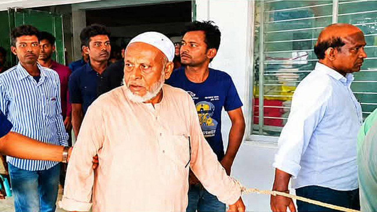 গ্রেফতার দুই শিক্ষক