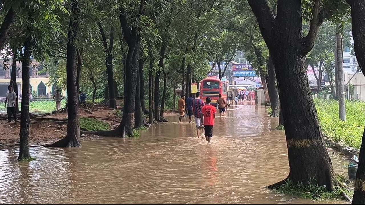 সাভারের রেডিও কলোনির বন্যাকবলিত এলাকা