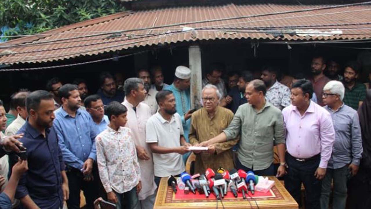 নিহত মাসুমা বেগমের বাসায় যান ‘আমরা বিএনপি পরিবার’র প্রতিনিধি দল