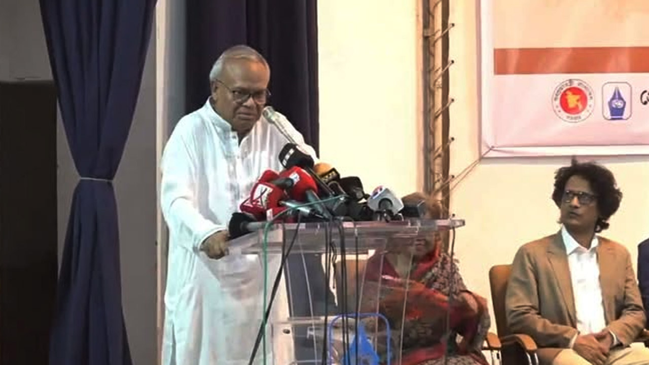 পিআইবি অডিটোরিয়ামে বিএনপির ভারপ্রাপ্ত মহাসচিব অ্যাডভোকেট রুহুল কবির রিজভী