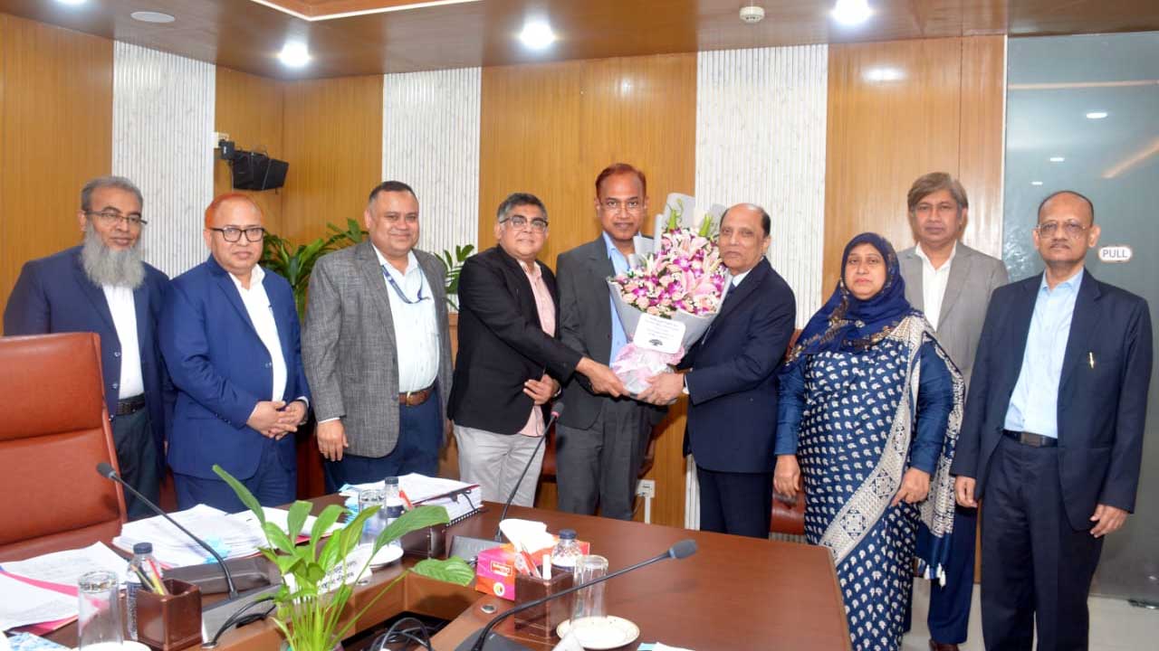 রূপালী ব্যাংক পিএলসি’র পরিচালনা পর্ষদে পরিচালক হিসেবে সাইফুল ইসলামকে স্বাগত জানানো হয়