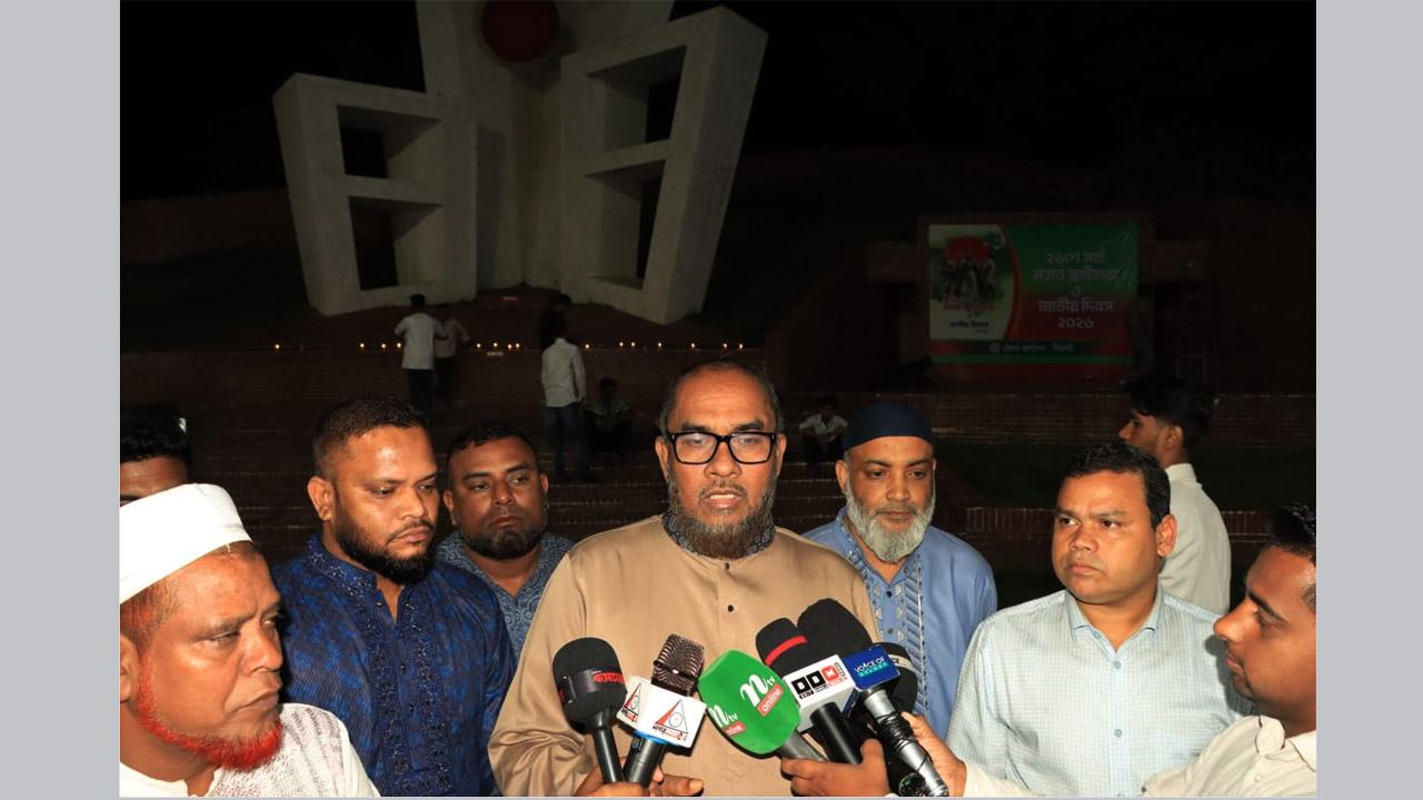 স্বাধীনতা দিবসের প্রস্তুতি দেখতে শহীদ মিনারে সিসিক প্রশাসক