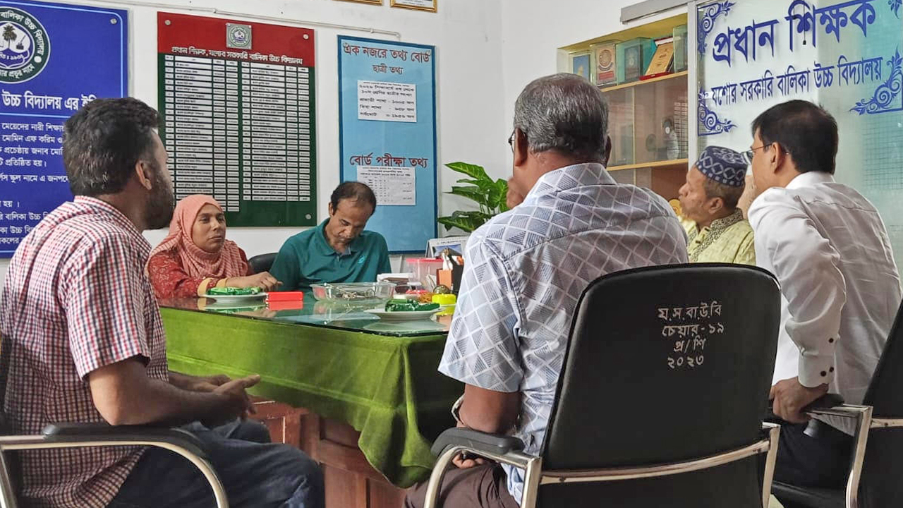 যশোরে ভুল প্রশ্নে এসএসসি পরীক্ষা গ্রহণ, তদন্তের নির্দেশ