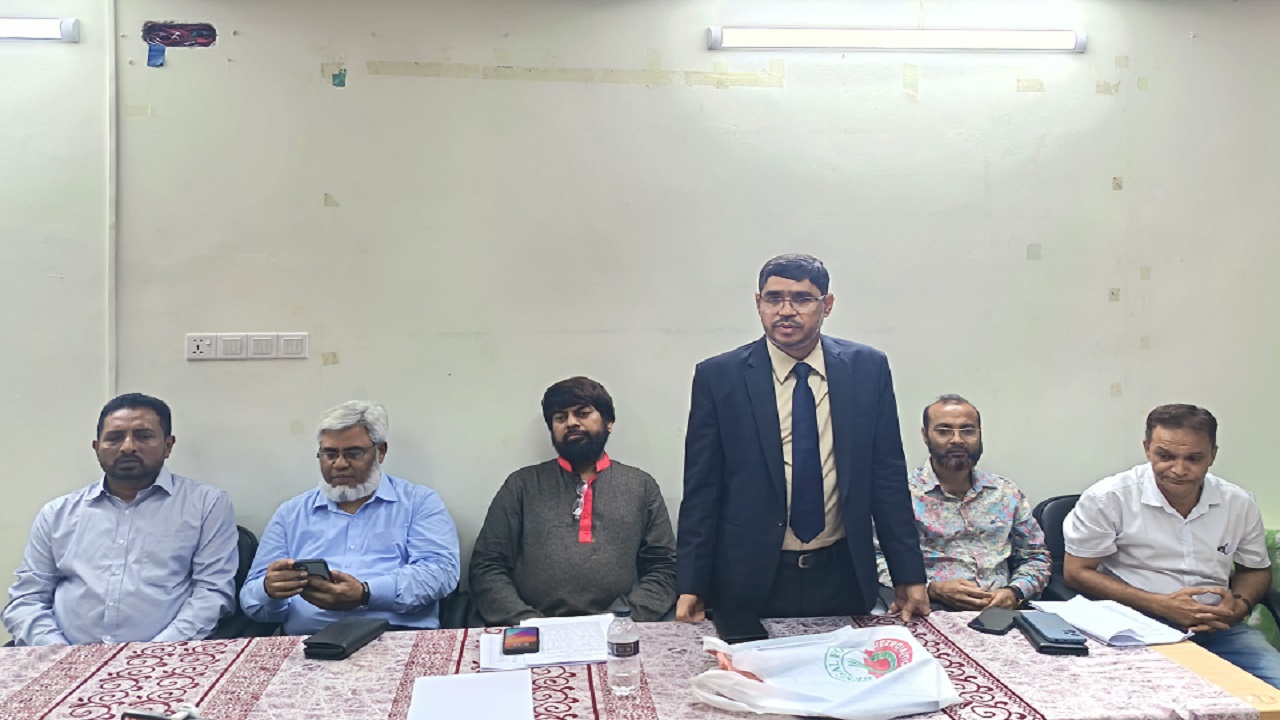 ৩ দশক পর শাবিপ্রবির কেন্দ্রীয় অ্যালামনাইয়ের আহ্বায়ক কমিটি গঠন