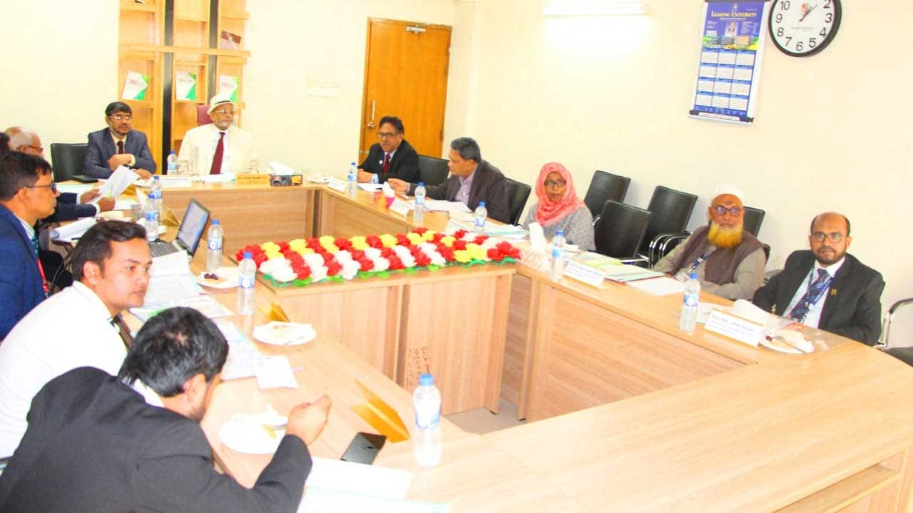 চতুর্থস সমাবর্তন উপলক্ষে সিলেটে লিডিং ইউনিভার্সিটির সিন্ডিকেট সভা অনুষ্ঠিত হয়