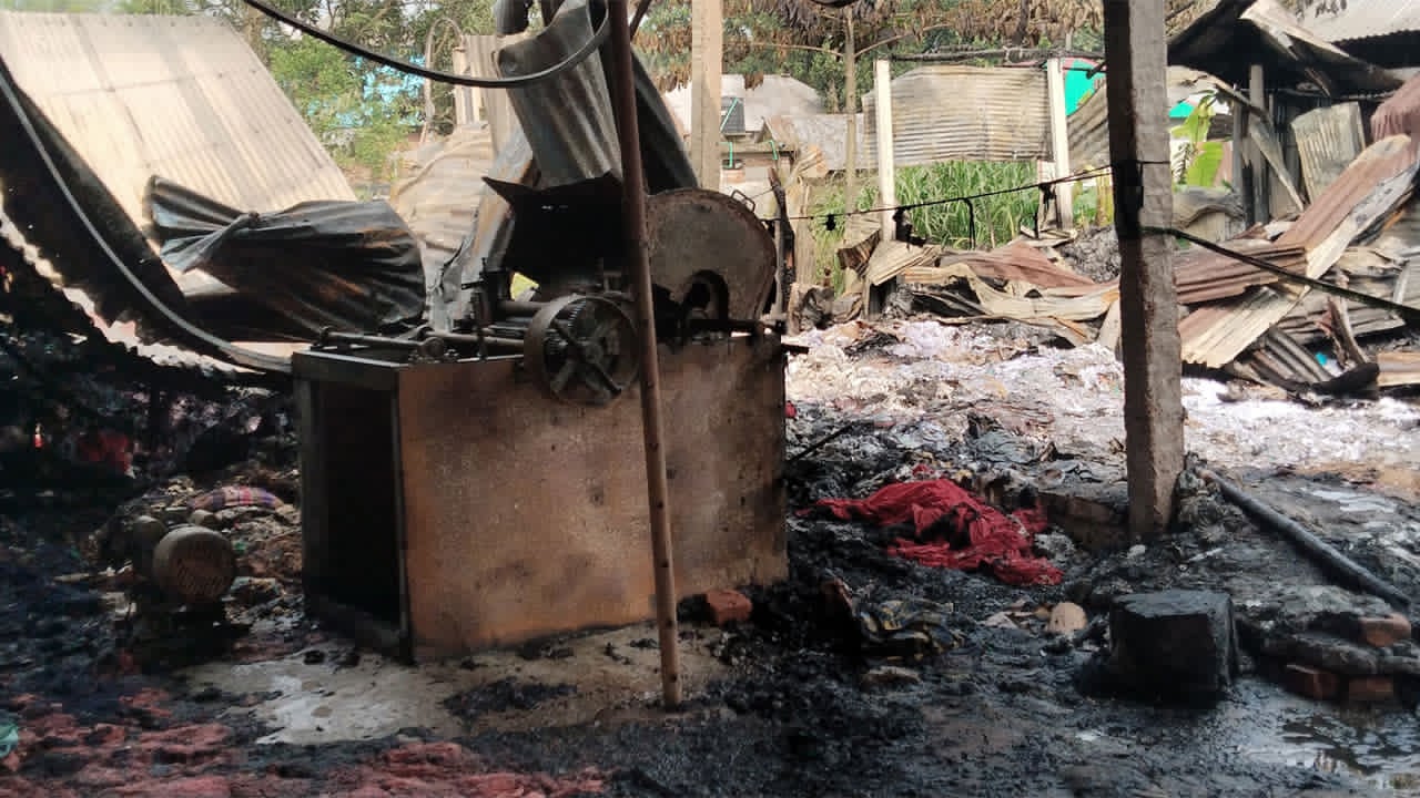 আগুনে ক্ষয়ক্ষতি
