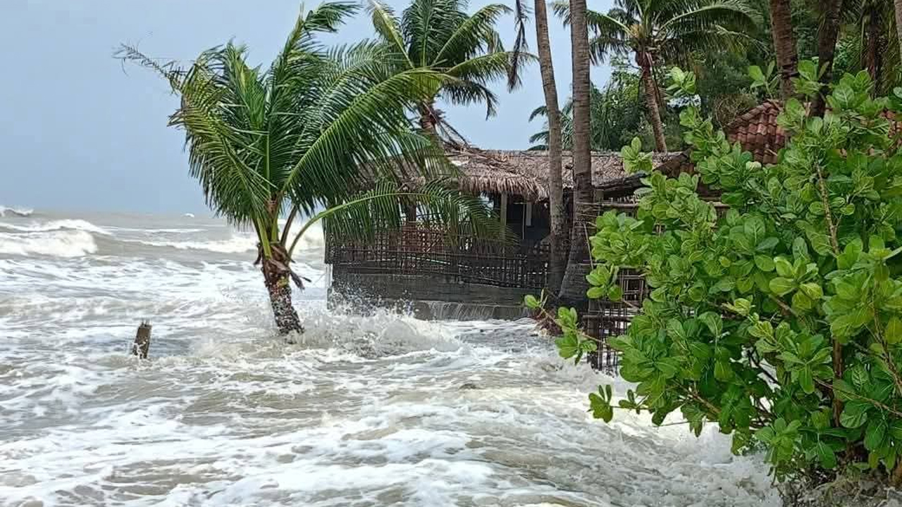 ছবিটি সেন্টমার্টিন থেকে আজ রোববার তোলা