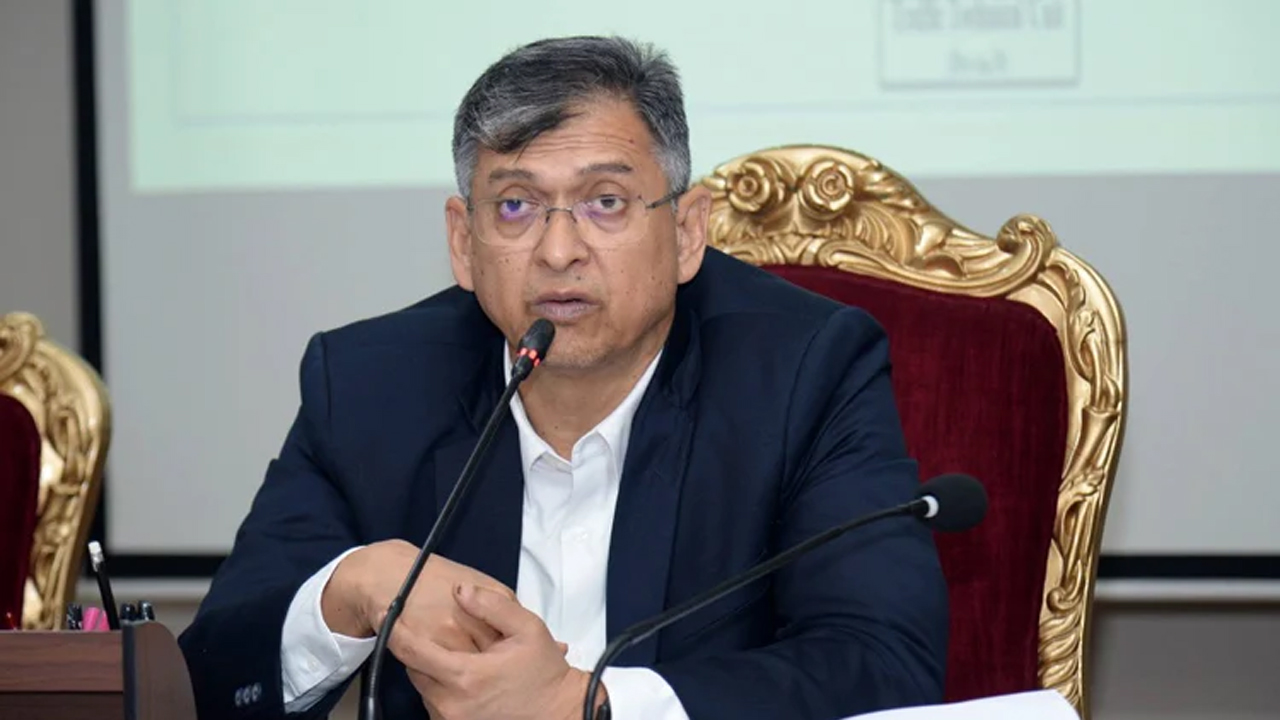 স্বরাষ্ট্রমন্ত্রী সালাহউদ্দিন আহমদ