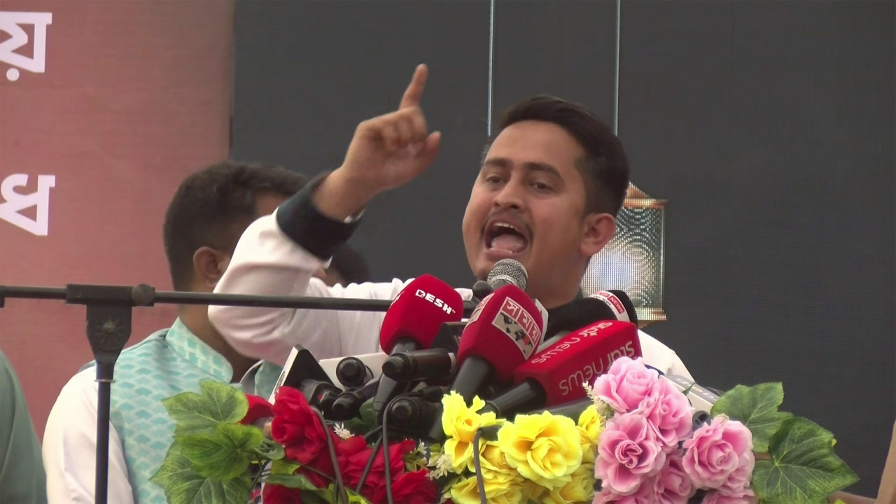 রংপুর শহীদ আবু সাঈদ স্টেডিয়ামে সারজিস আলম