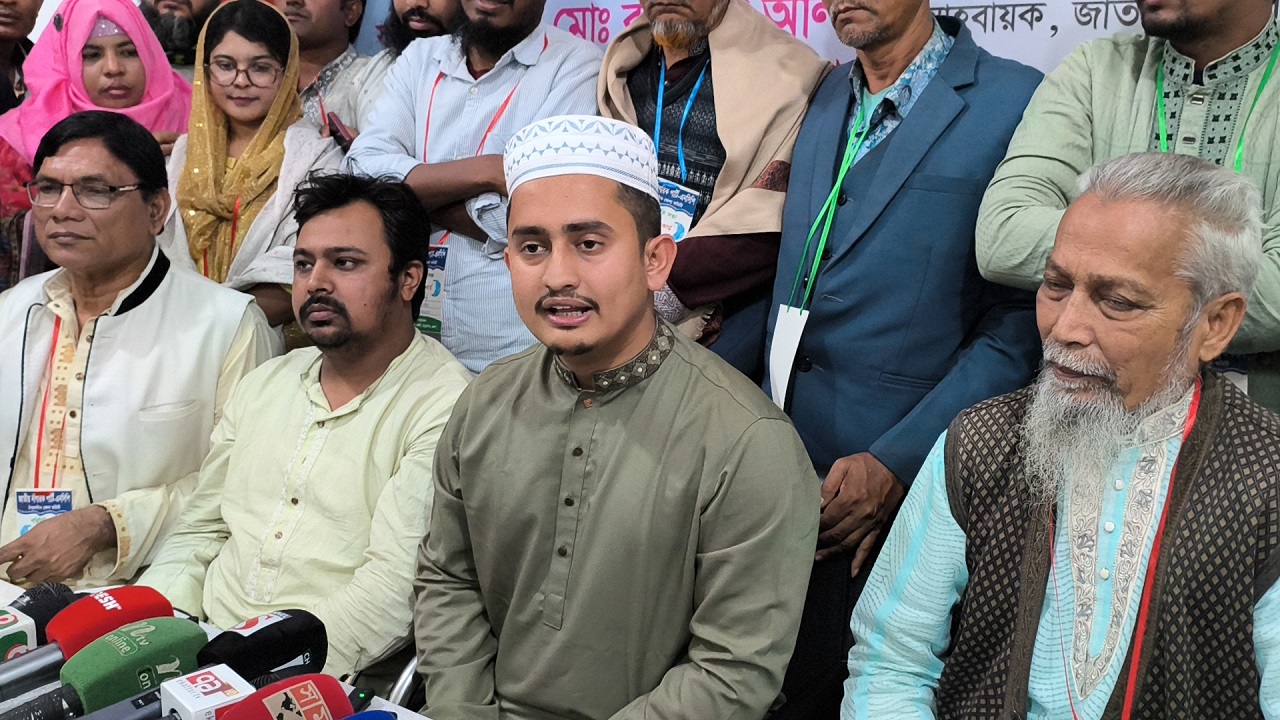 ঠাকুরগাঁওয়ে সারজিস আলম