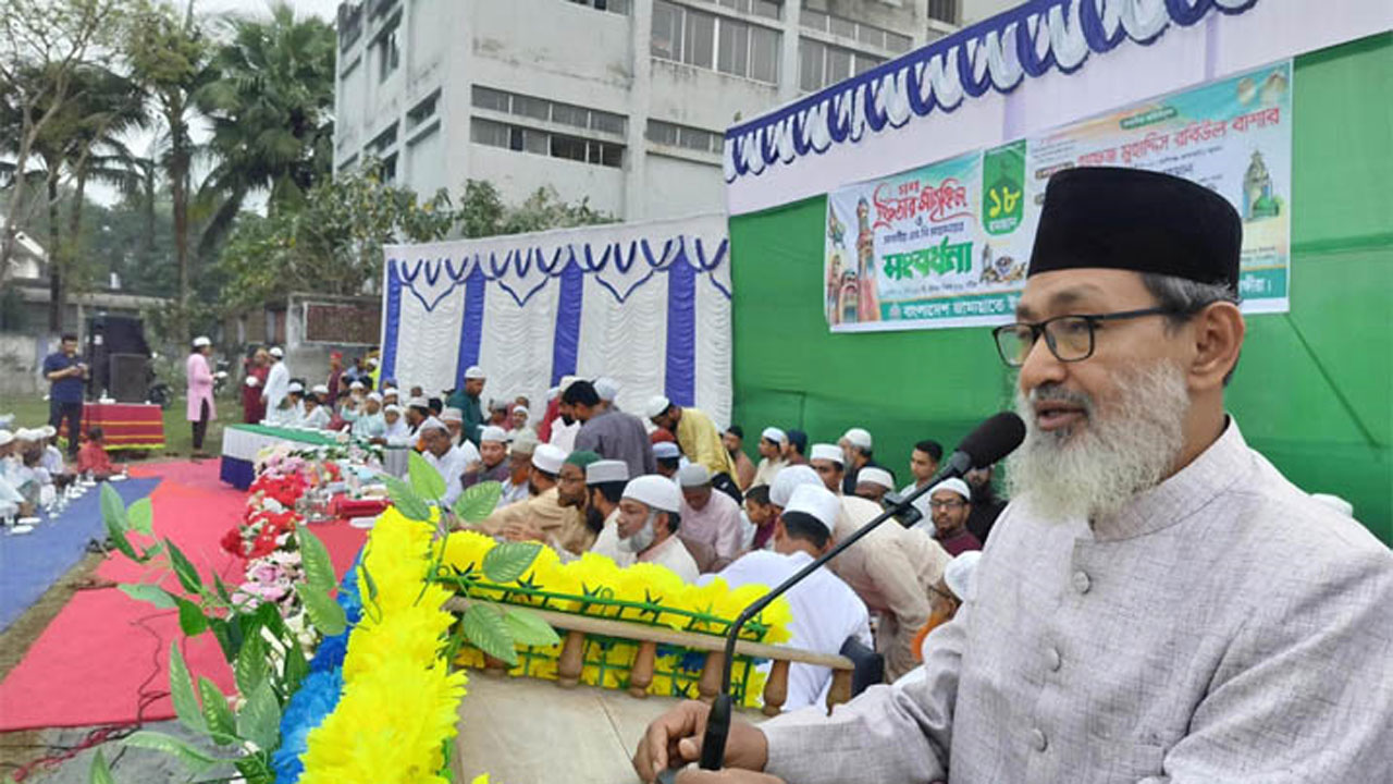 গণইফতার ও সংবর্ধনা অনুষ্ঠানে হাফেজ মুহাদ্দিস রবিউল বাশার