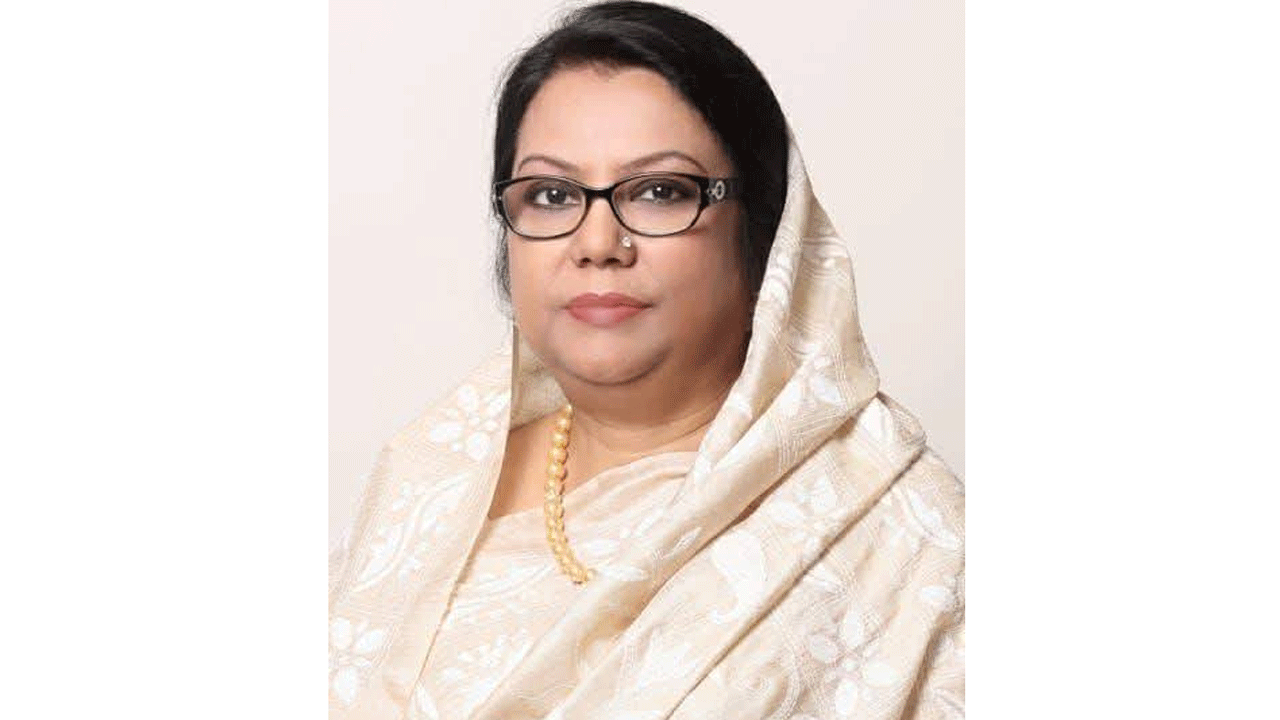 বিমানমন্ত্রী আফরোজা খানম