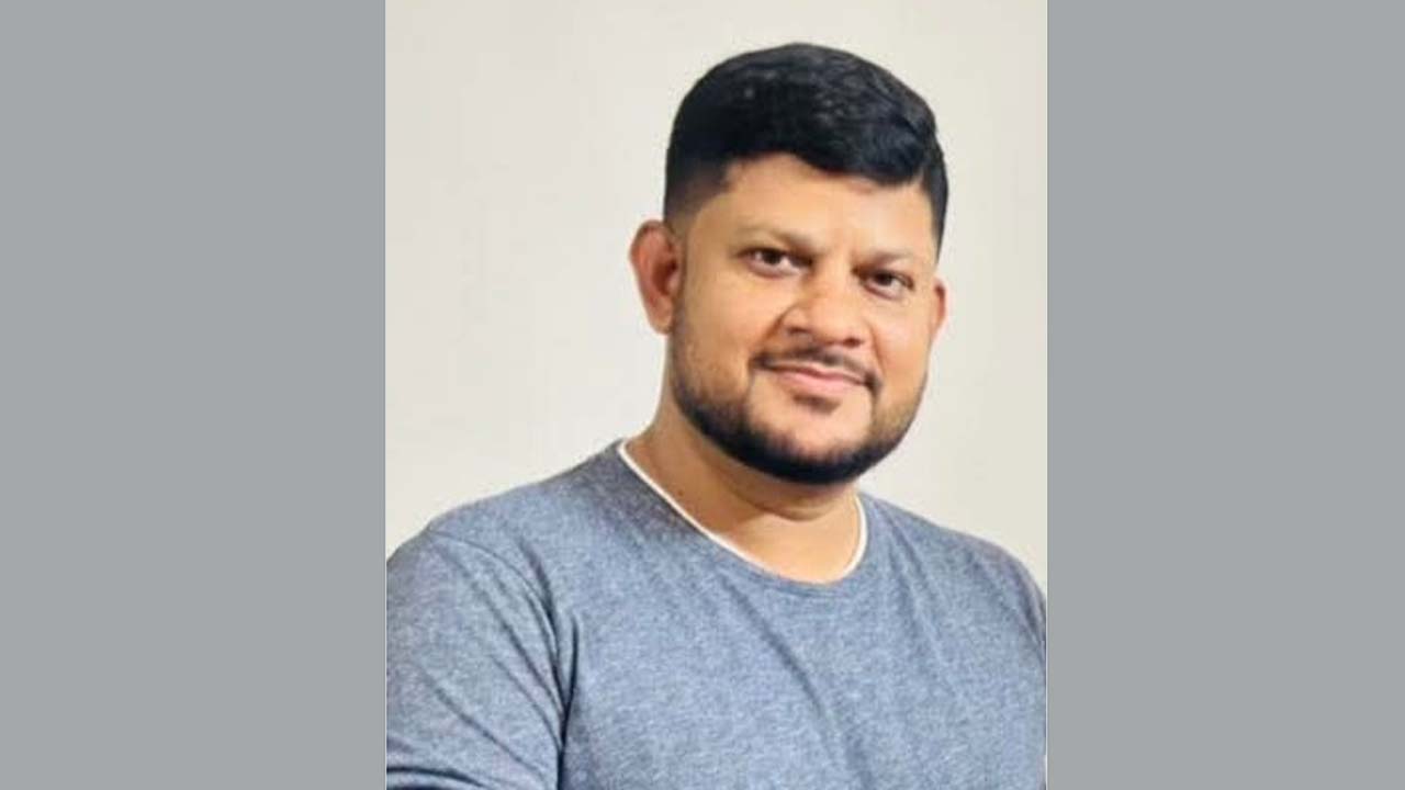 আনোয়ার হোসেন সায়মন খান