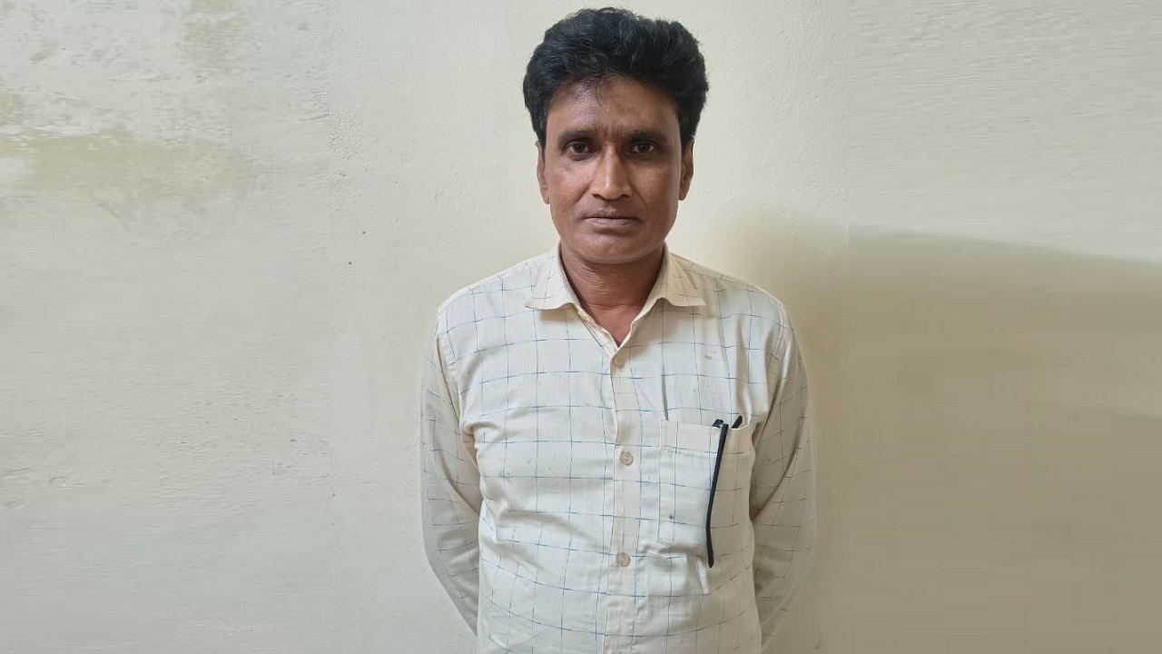 রংপুরে পীরগঞ্জ স্বেচ্ছাসেবক লীগ সভাপতি সেকেন্দার মন্ডল গ্রেফতার