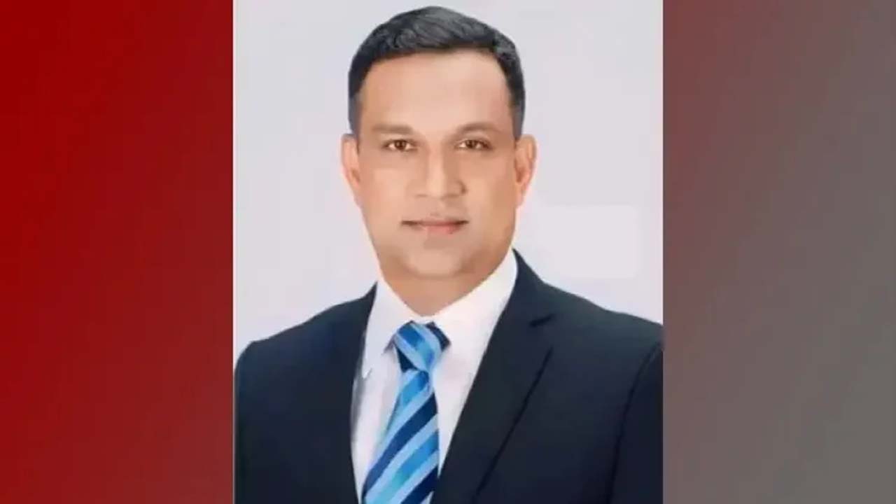 বস্ত্র ও পাট মন্ত্রণালয়ের প্রতিমন্ত্রী মো: শরীফুল আলম