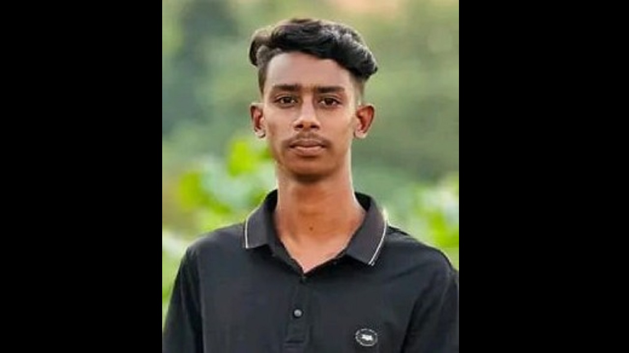 সিংগাইরে খেজুরের রস খেতে এসে সড়ক দুর্ঘটনায় ২ শিক্ষার্থীর মৃত্যু