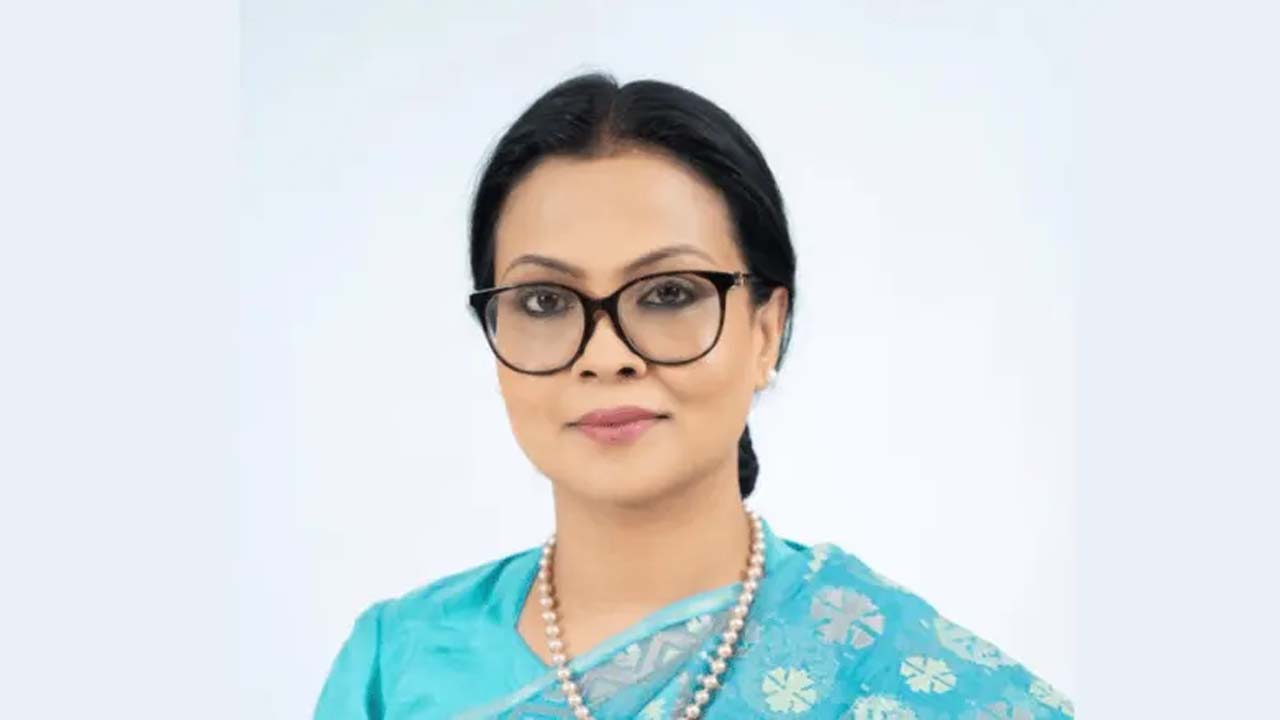 বাংলাদেশ মহিলা ক্রীড়া সংস্থার সভানেত্রী সারওয়াত সিরাজ শুক্লা