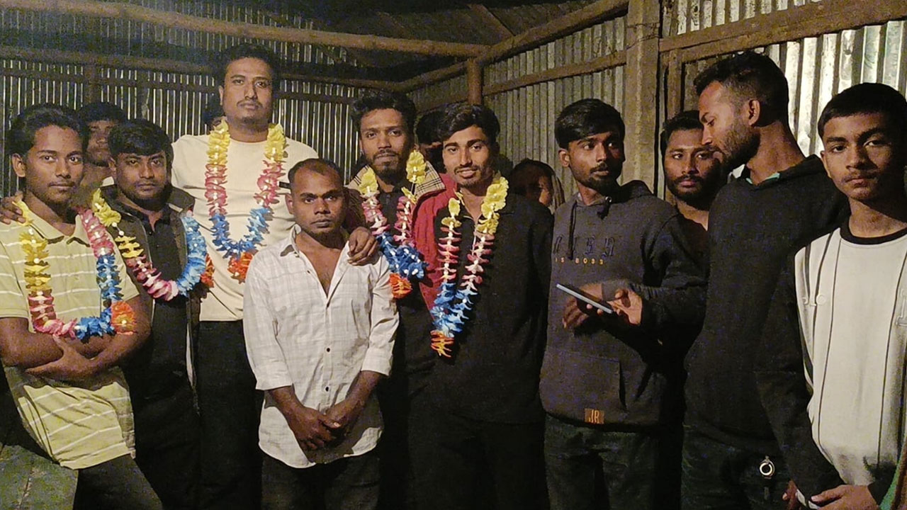 জামায়াতের যোগদানকারীরা