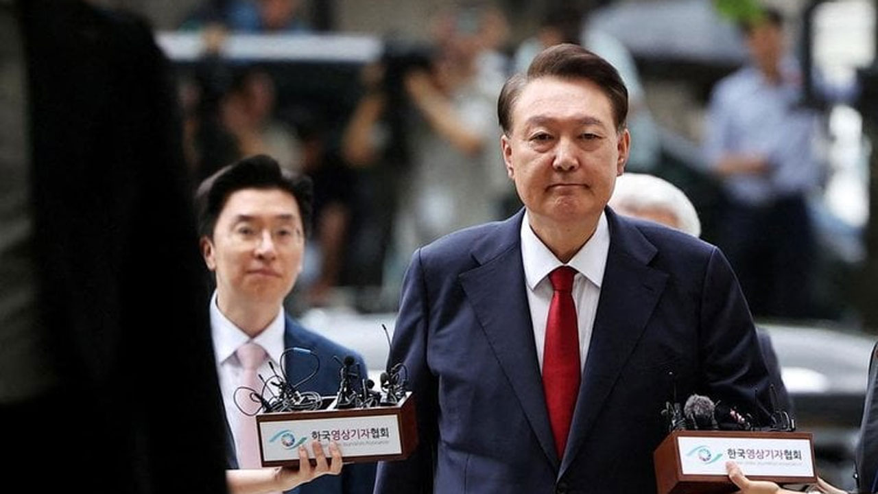 দক্ষিণ কোরিয়ার সাবেক প্রেসিডেন্ট ইউন সুক ইওল