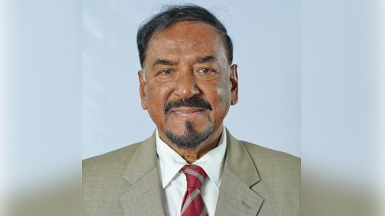 জাতীয় সংসদের স্পিকার হাফিজ উদ্দিন আহমেদ বীর বিক্রম, এমপি