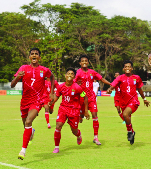 বাংলাদেশের দুই গোলদাতা নাজমুল হুদা (১০) ও অপু রহমান (৭) : বাফুফে