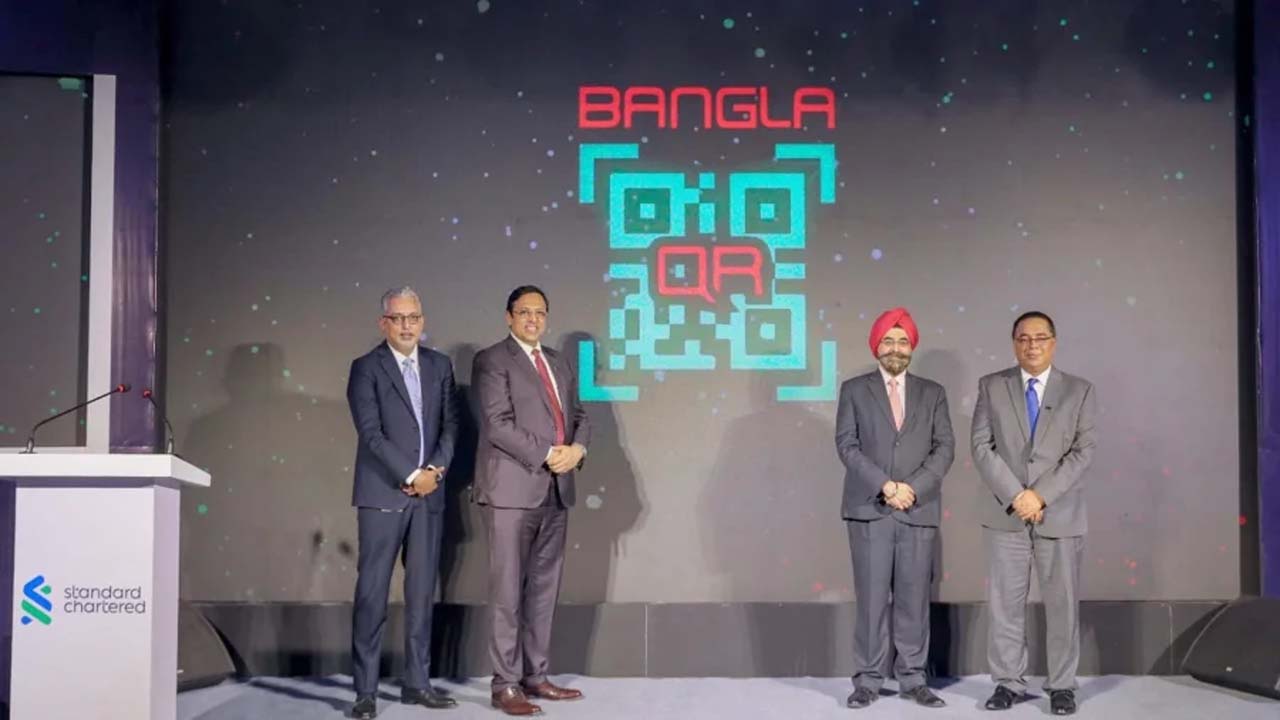 স্ট্যান্ডার্ড চার্টার্ড ব্যাংকের এসসি মোবাইল অ্যাপে বাংলা কিউআর ফিচার উদ্বোধন